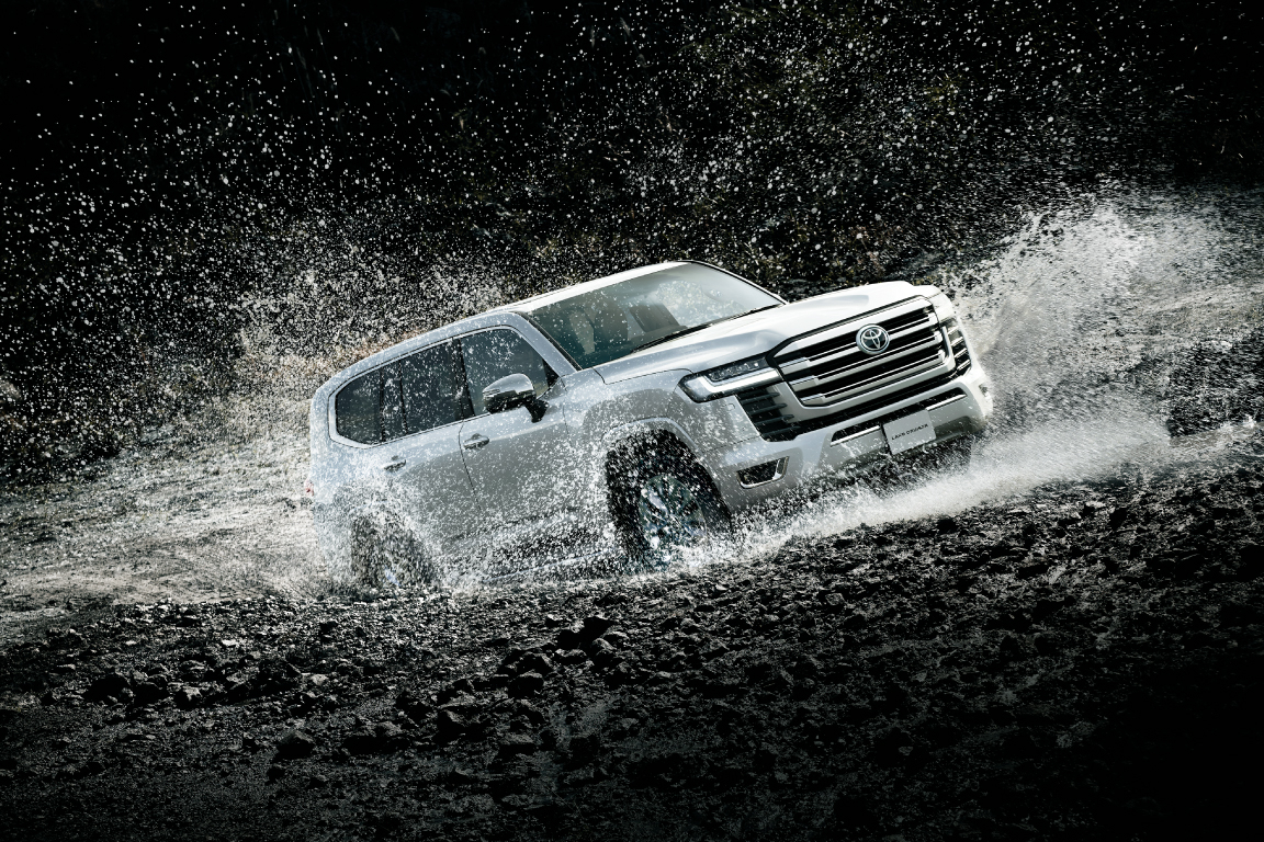 landcruiser300_gallery_img01