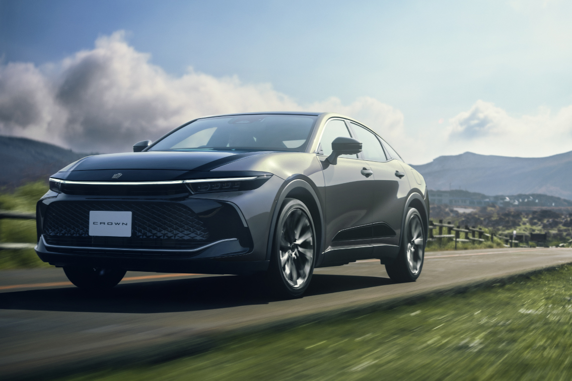 crowncrossover_gallery_img02