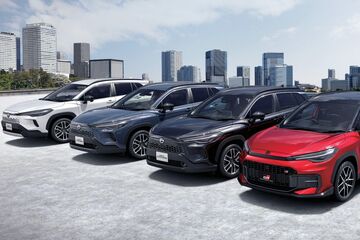 （右端）：GR SPORT